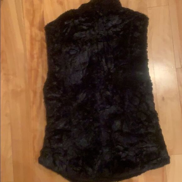 Black Vest reversable    - Picture 3 of 3